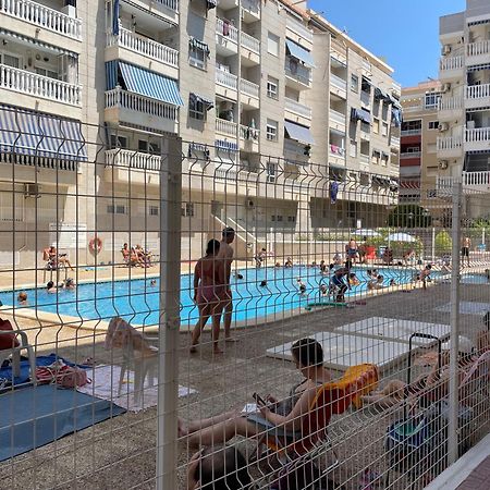 Luxury Beach Apartment Torrevieja Bagian luar foto