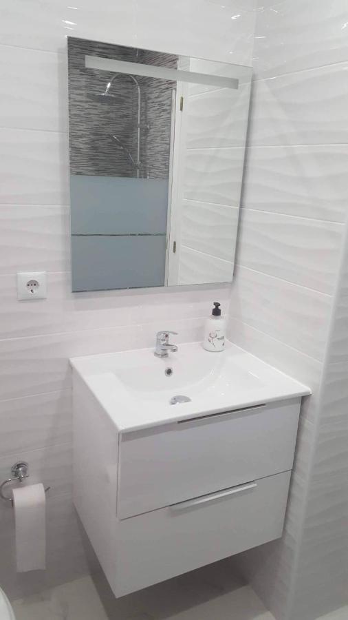 Luxury Beach Apartment Torrevieja Bagian luar foto
