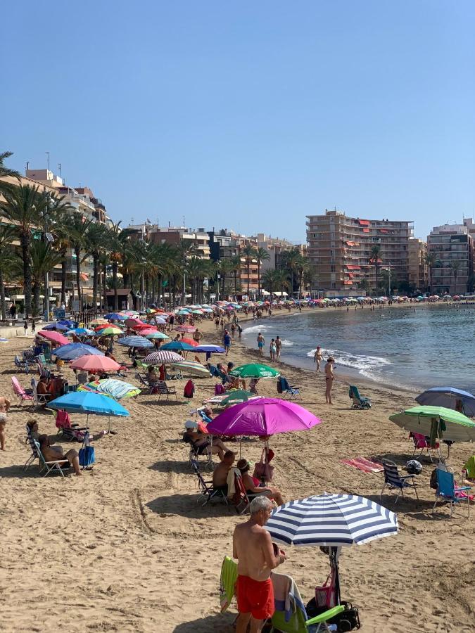 Luxury Beach Apartment Torrevieja Bagian luar foto