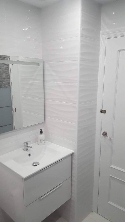 Luxury Beach Apartment Torrevieja Bagian luar foto